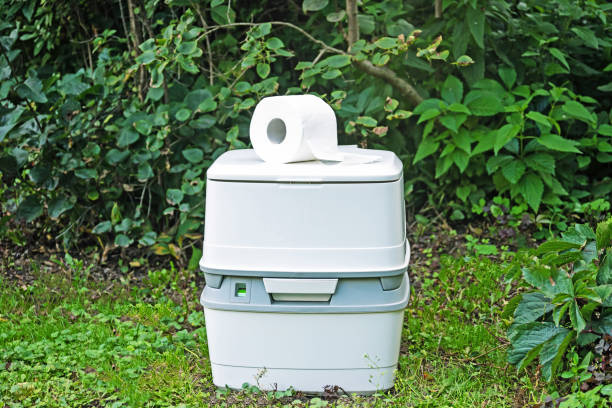 Portable Toilet Options We Offer in Blountville, TN